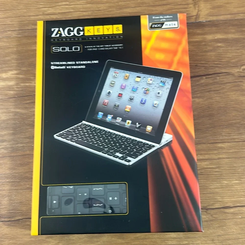 SOLO ZAGG KEYS STAND-ALONE iPAD 2 & GALAXY TAB 10.1 KEYBOARD NEW NEVER USED